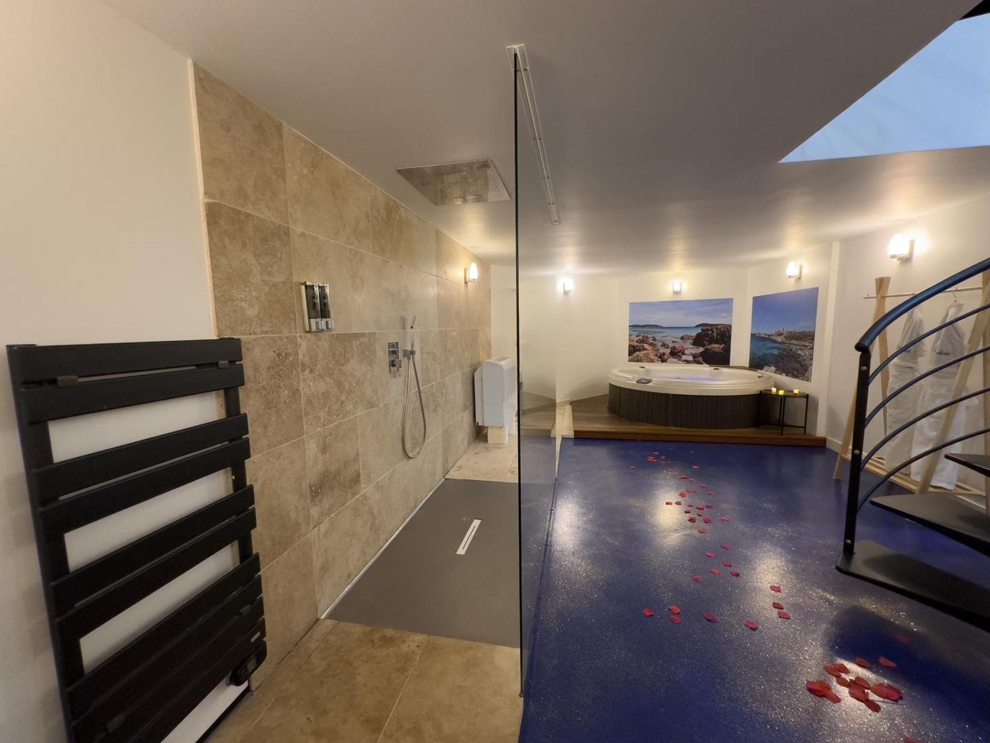 Mieuxqualhotel Jacuzzi Privatif La Parenthese Бордо Екстериор снимка