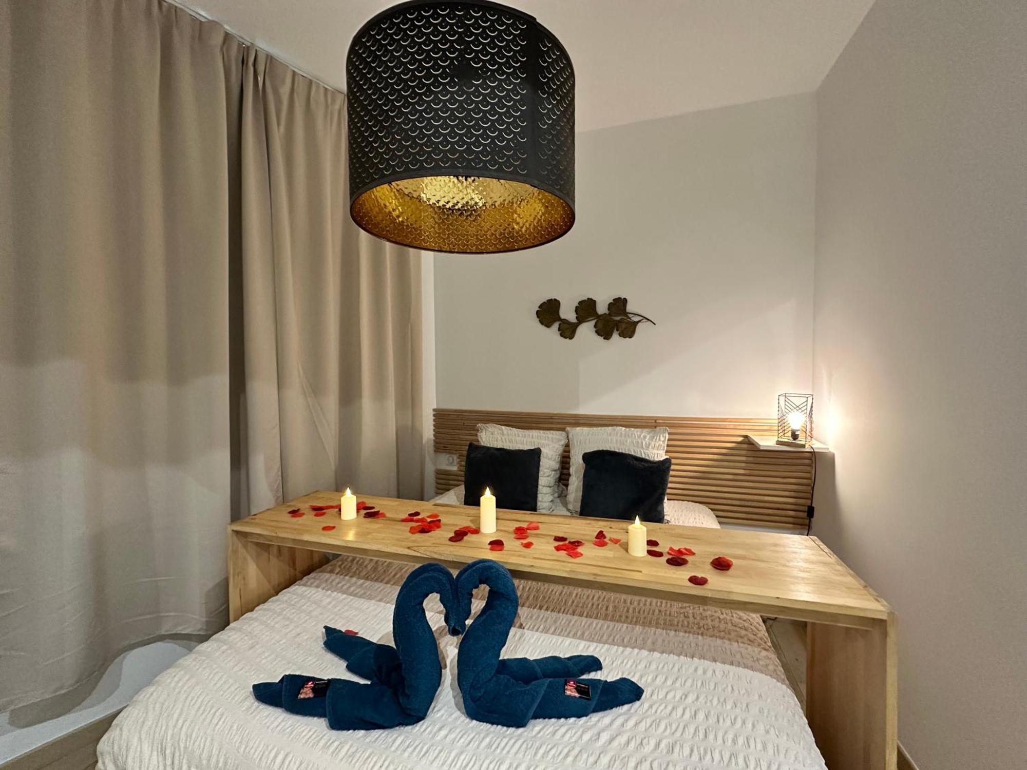 Mieuxqualhotel Jacuzzi Privatif La Parenthese Бордо Екстериор снимка